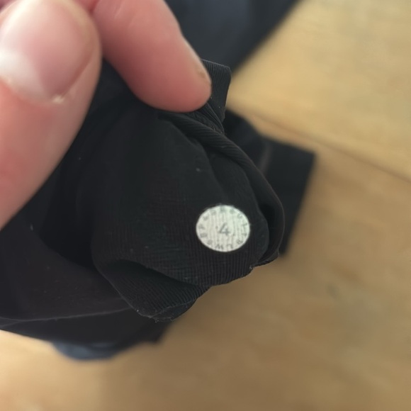 Lululemon Wunder Under High-Rise Leggings – Black (Size 4) - Picture 8 of 8